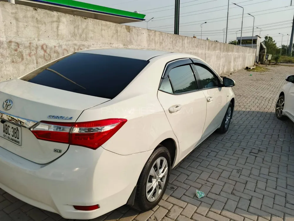 Toyota Corolla 2016 for Sale in Islamabad Image-1