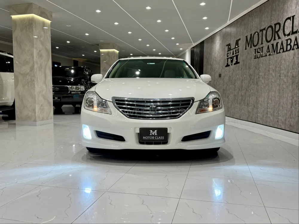 Toyota Crown 2008 for Sale in Islamabad Image-1