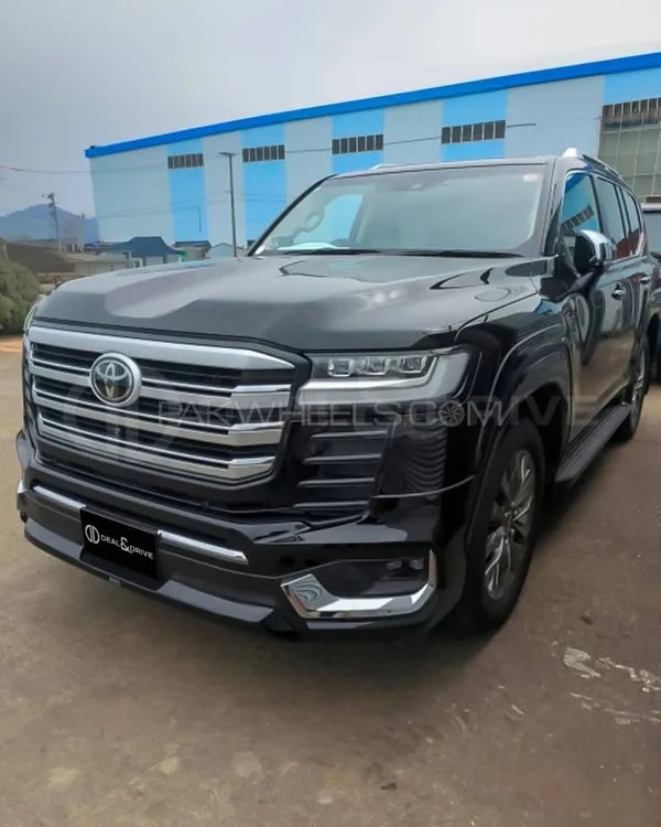 Toyota Land Cruiser 2023 for Sale in Lahore Image-1