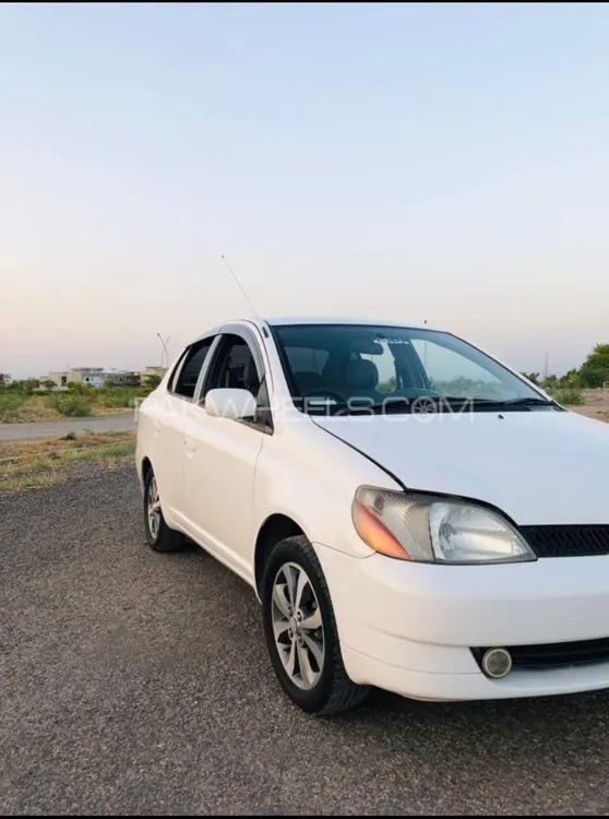 Toyota Platz 2002 for Sale in Peshawar Image-1