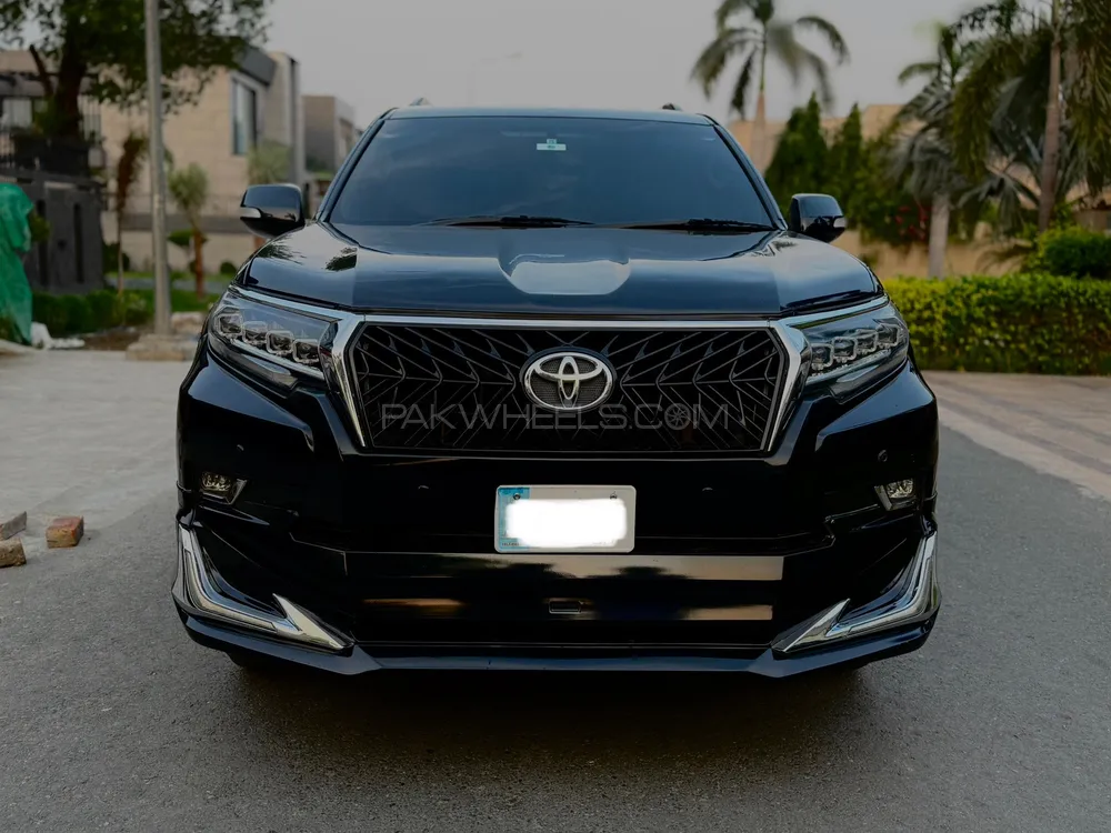 Toyota Prado 2010 for Sale in Lahore Image-1