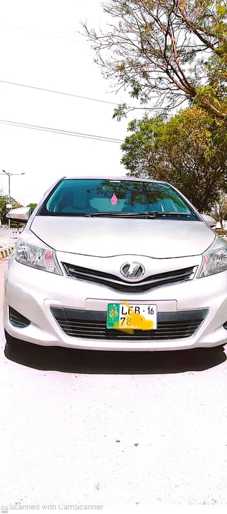 Toyota Vitz 2013 for Sale in Gujranwala Image-1