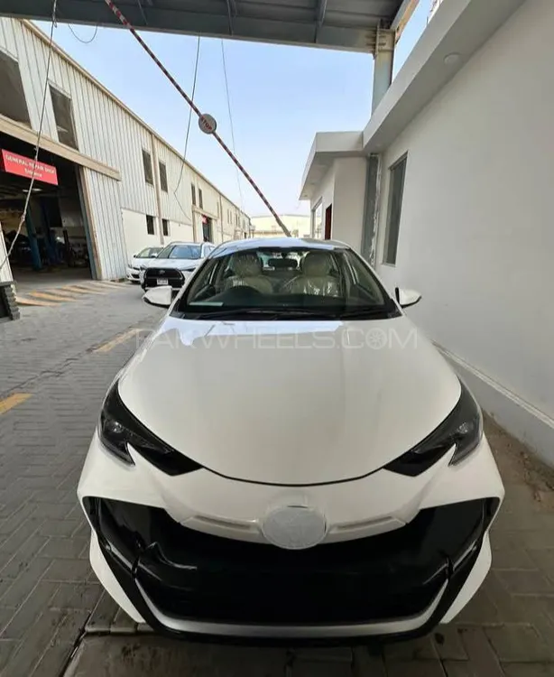 Toyota Yaris Sedan 2025 for Sale in Karachi Image-1