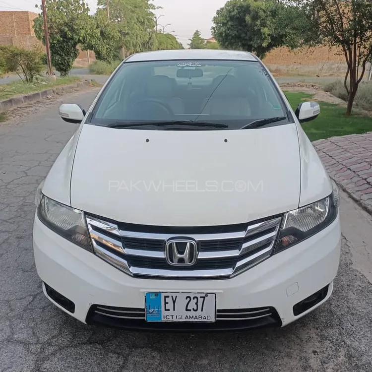 Honda City 2015 for Sale in Vehari Image-1