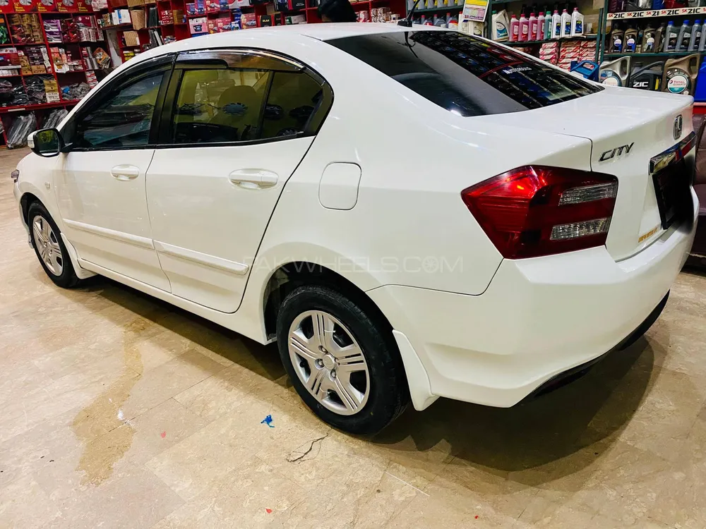 Honda City 2018 for Sale in Liaqat Pur Image-1
