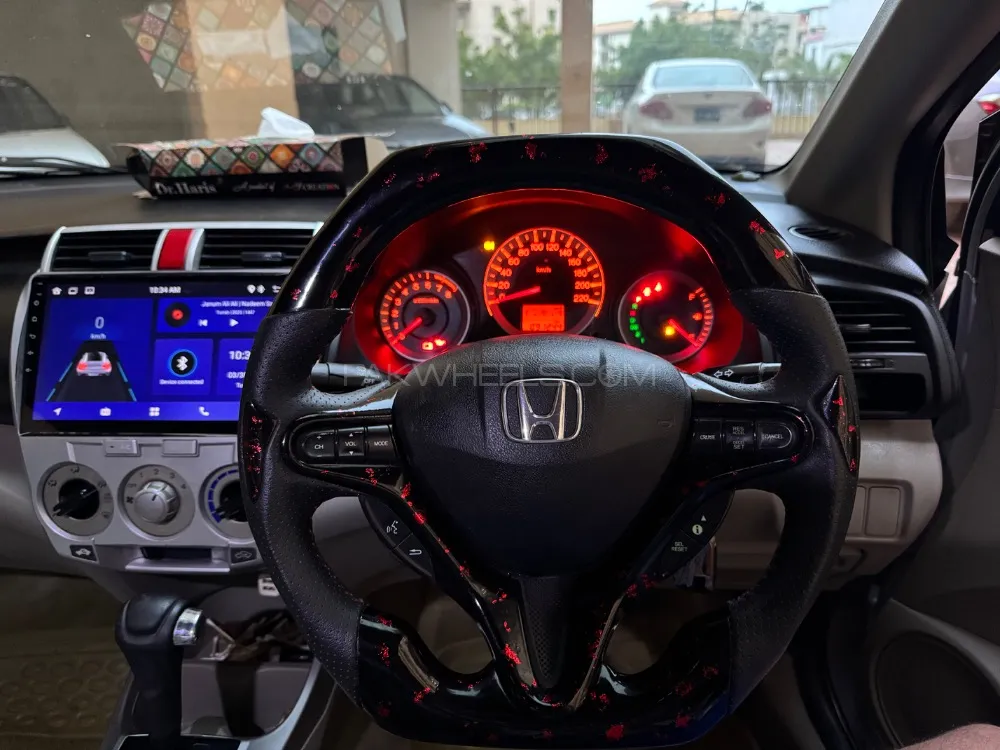 Honda City 2013 for Sale in Karachi Image-1