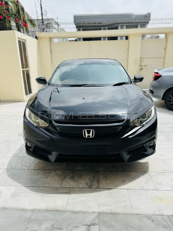 Honda Civic 2018 for Sale in Karachi Image-1