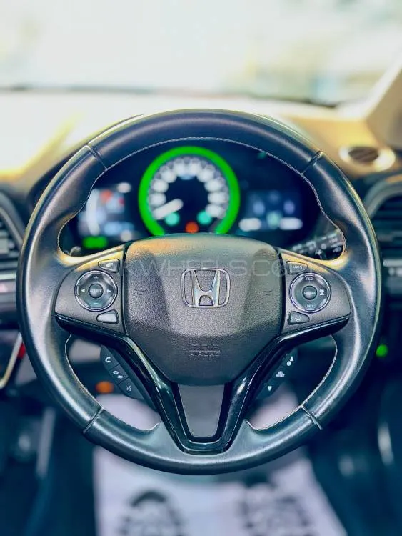 Honda Vezel 2019 for Sale in Islamabad Honda Vezel 2019 for Sale in Islamabad Image-7