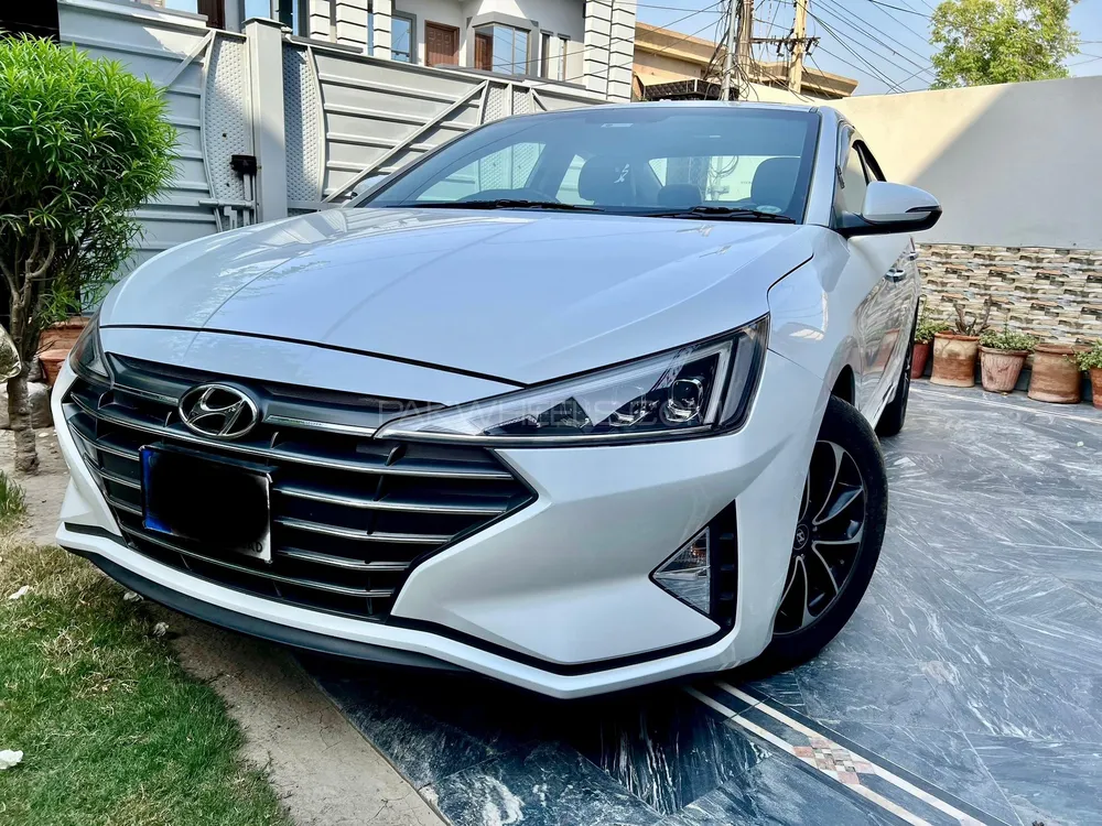 Hyundai Elantra 2021 for Sale in Faisalabad Image-1