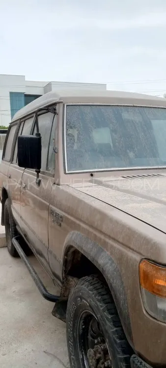 Mitsubishi Pajero 1989 for Sale in Karachi Image-1