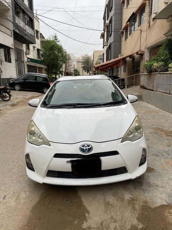 Toyota Aqua 2013 for Sale in Karachi Image-1