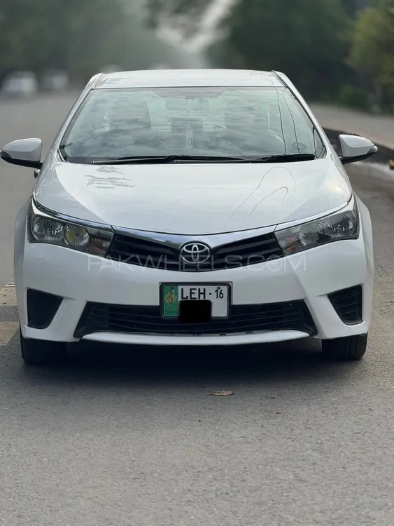 Toyota Corolla 2016 for Sale in Lahore Image-1