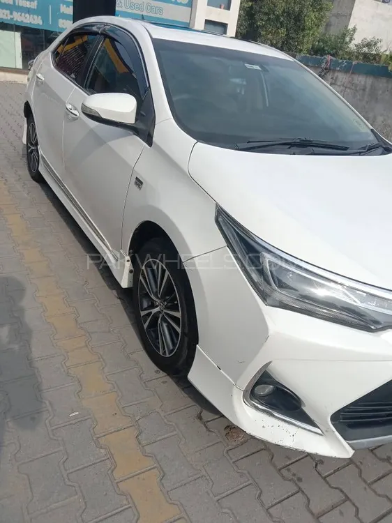 Toyota Corolla 2018 for Sale in Gujranwala Image-1