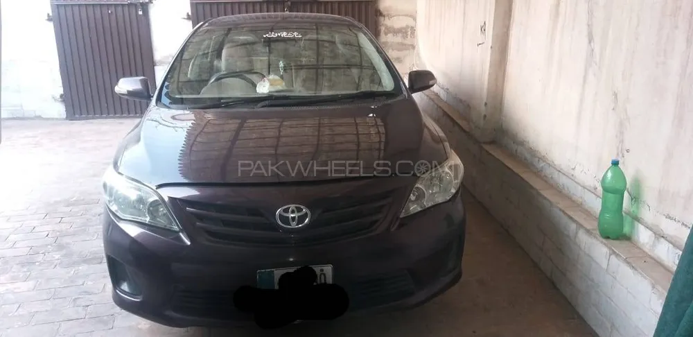 Toyota Corolla 2012 for Sale in Peshawar Image-1