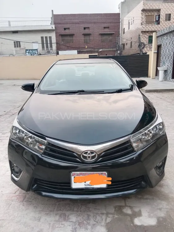 Toyota Corolla 2015 for Sale in Lahore Image-1