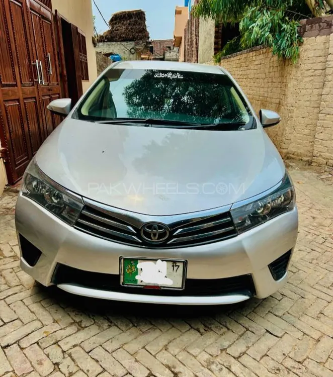 Toyota Corolla 2017 for Sale in Lahore Image-1