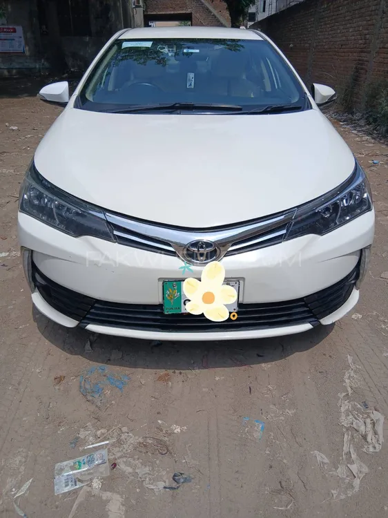 Toyota Corolla 2015 for Sale in Sialkot Image-1
