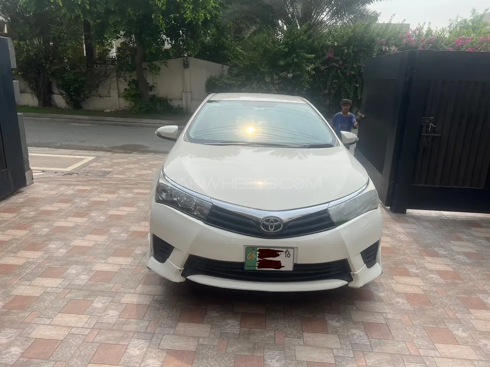 Toyota Corolla 2016 for Sale in Lahore Image-1