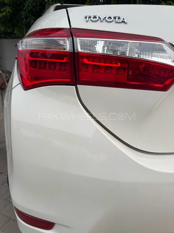 Toyota Corolla 2016 for Sale in Gujrat Image-1