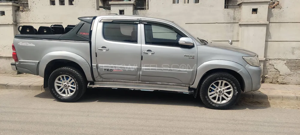 Toyota Hilux 2013 for Sale in Rawalpindi Image-1