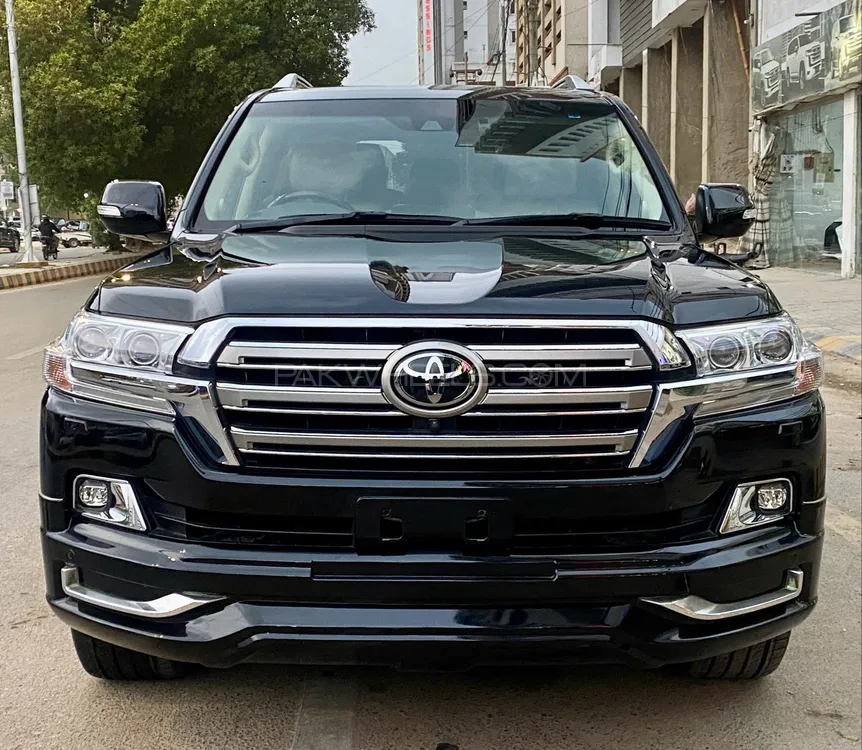 Toyota Land Cruiser 2018 for Sale in Karachi Image-1