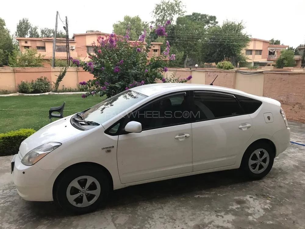 Toyota Prius 2006 for Sale in Rawalpindi Image-1