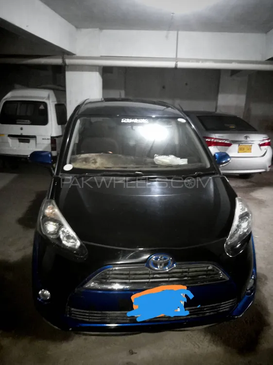 Toyota Sienta 2018 for Sale in Karachi Image-1