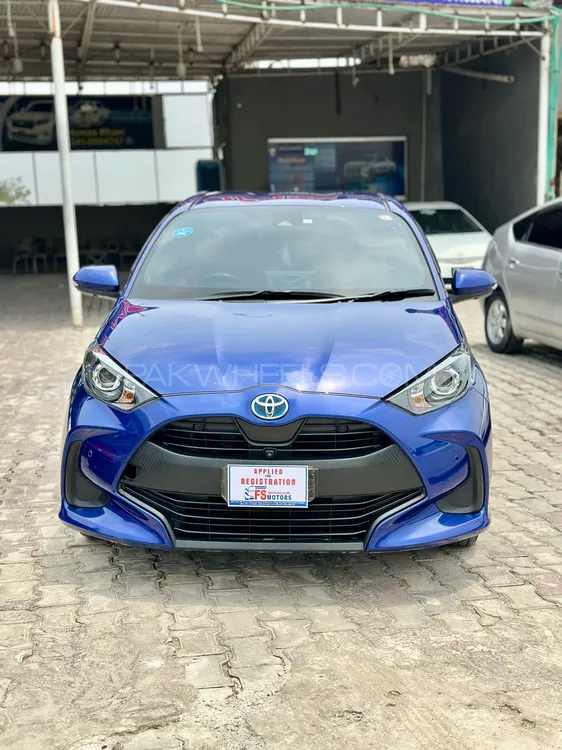 Toyota Yaris Hatchback 2020 for Sale in Peshawar Image-1