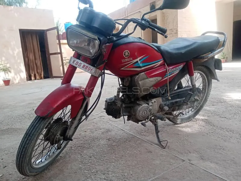 Yamaha YBR 125 2000 for Sale Image-1