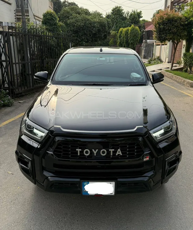 Toyota Hilux 2023 for Sale in Lahore Image-1