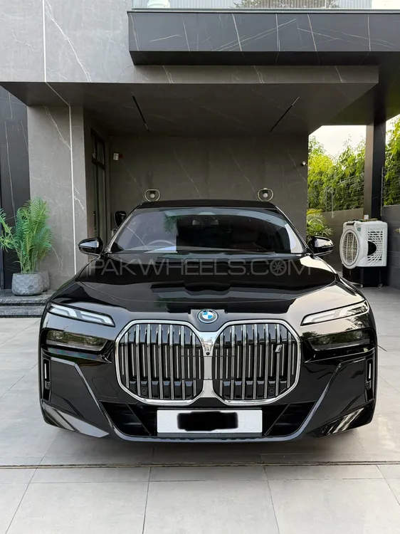 BMW 7 Series 2024 for Sale in Lahore Image-1