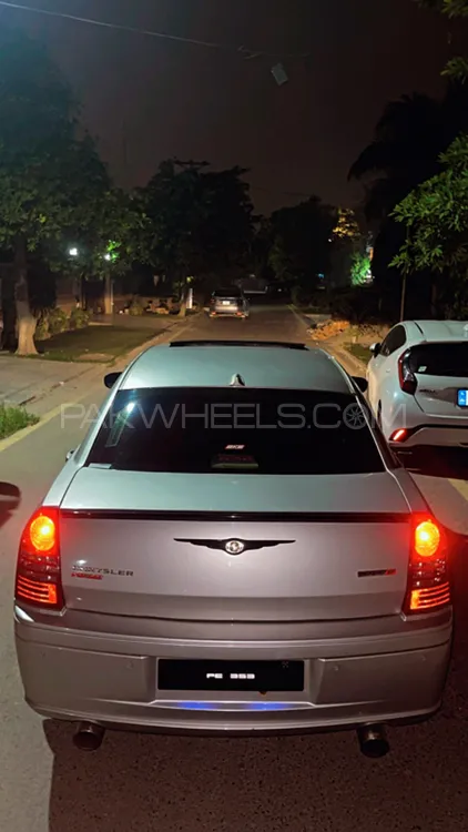 Chrysler 300 C 2007 for Sale in Lahore Image-1