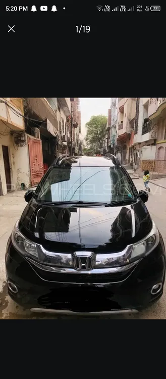 Honda BR-V 2019 for Sale in Lahore Image-1