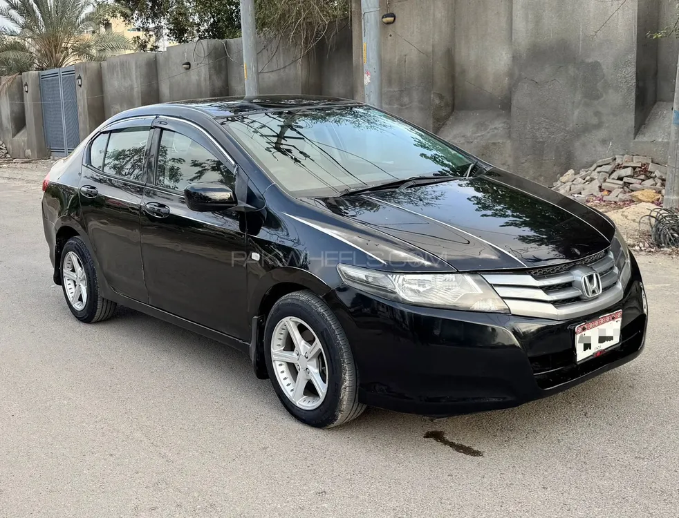 Honda City 2010 for Sale in Karachi Image-1