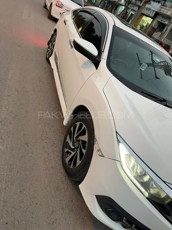 Honda Civic 2017 for Sale in Gujranwala Image-1