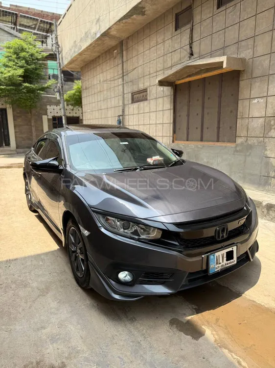 Honda Civic 2018 for Sale in Faisalabad Image-1