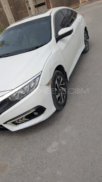 Honda Civic 2018 for Sale in D.G.Khan Image-1