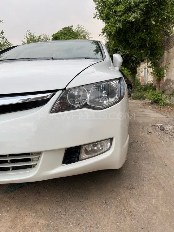 Honda Civic 2011 for Sale in Peshawar Image-1