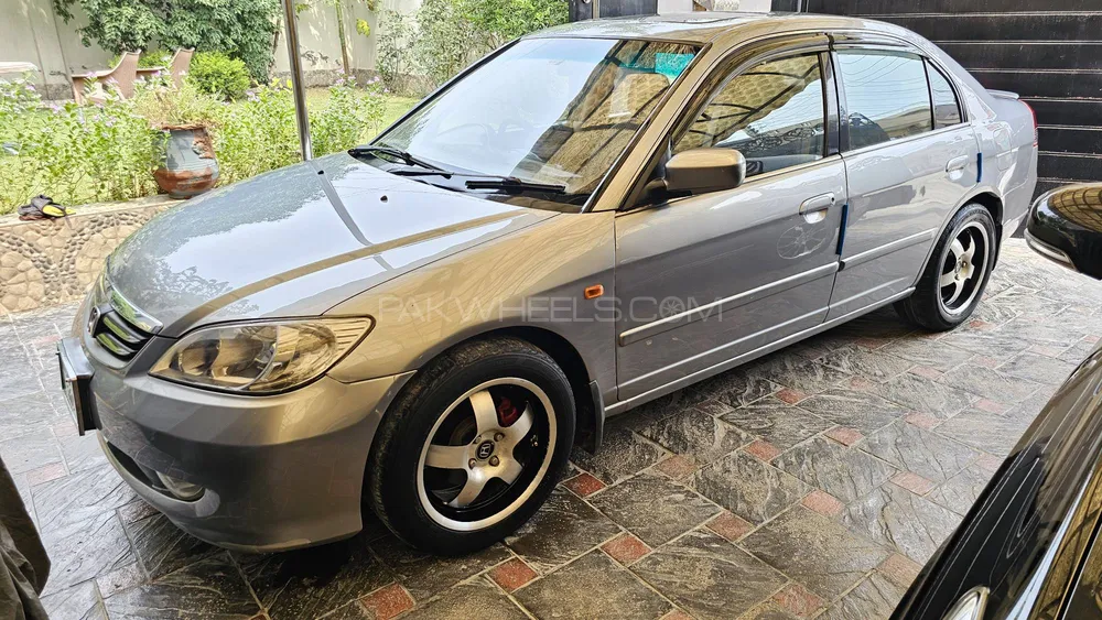Honda Civic 2004 for Sale in Lahore Image-1