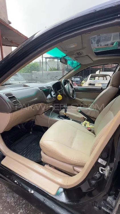 Honda Civic 2005 for Sale in Islamabad Image-1