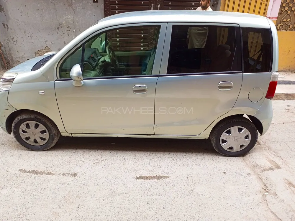 Honda Life 2011 for Sale in Lahore Image-1