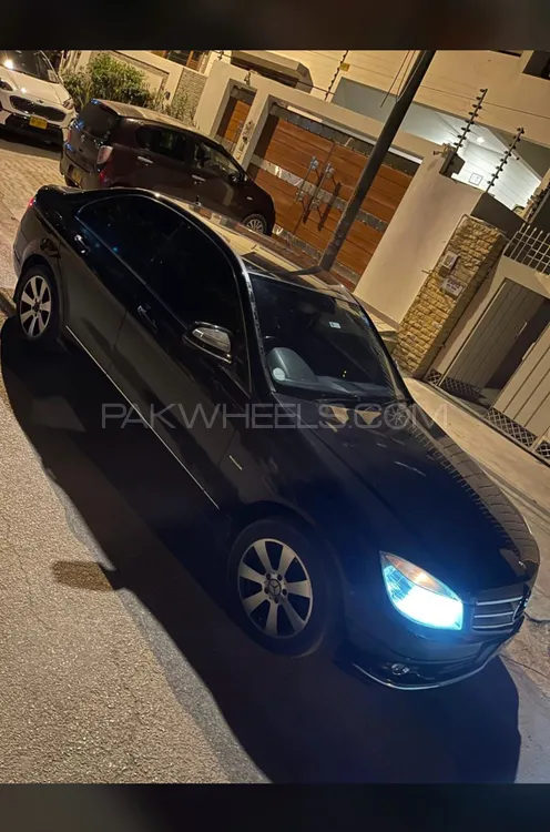 Mercedes Benz C Class 2007 for Sale in Karachi Image-1