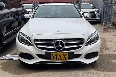 Mercedes Benz C Class 2017 for Sale in Karachi Image-1