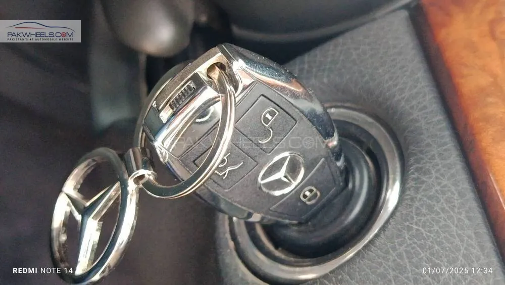 Mercedes Benz E Class 2003 for Sale in Karachi Mercedes Benz E Class 2003 for Sale in Karachi Image-13