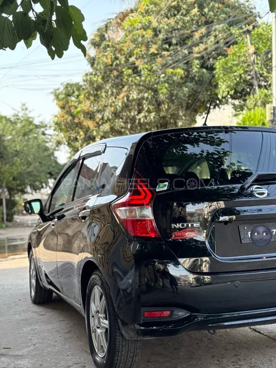 Nissan Note 2018 for Sale in Gujranwala Image-1