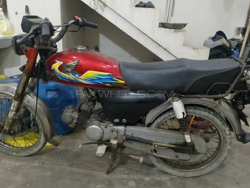Pak Hero RF 70 2011 for Sale Image-1