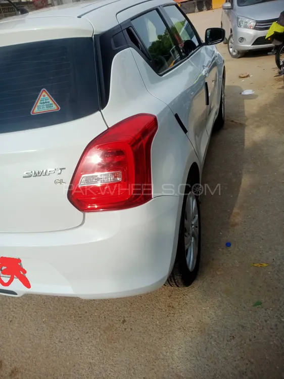 Suzuki Swift 2023 for Sale in Karachi Image-1