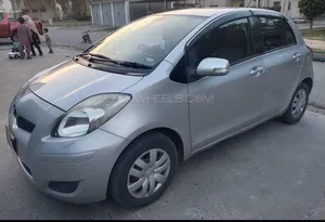 Toyota Vitz F 1.0 2010 for Sale