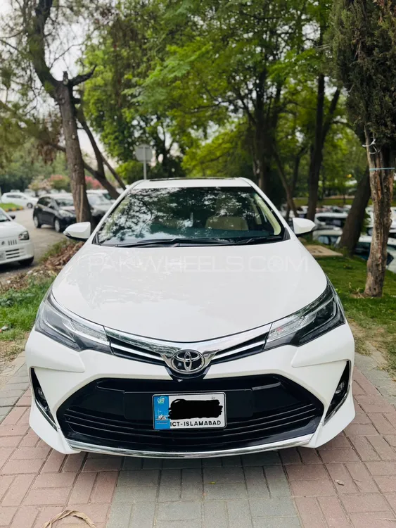 Toyota Corolla 2021 for Sale in Islamabad Image-1