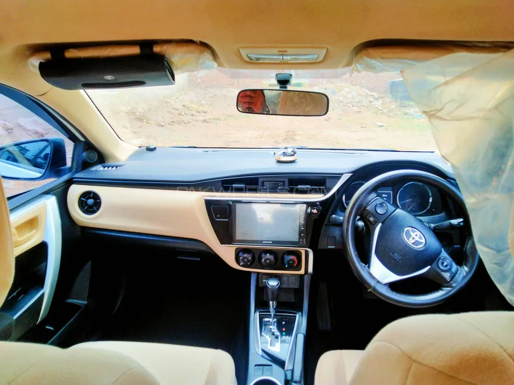 Toyota Corolla 2021 for Sale in Lahore Image-1